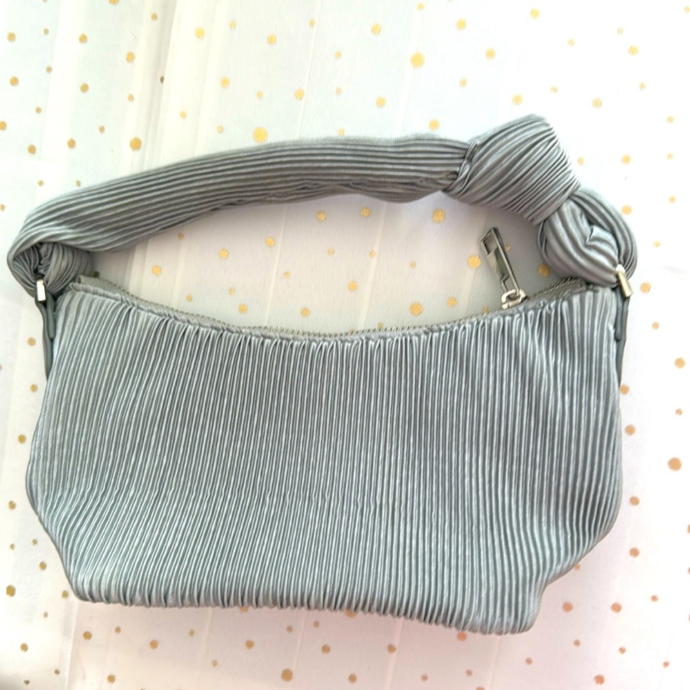 A New Day silver gray hand bag with knot on handle and like new